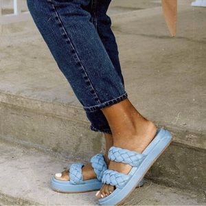Steve Madden braided slides in Paty Blue. Size 37. New in box.